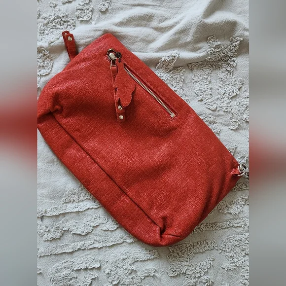 Large Roots clutch - Picture 3 of 6